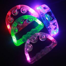 LED clignotant Tambourine Light Sway Bell Toys Fournions de fête