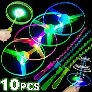 LED Vliegende speelgoed Lumineuze bamboe libelschotels met lichte buitenavond schieten helikopters kinderen verjaardagsfeestjes rekwisieten 240411