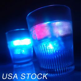 LED Ice Cubes Bar Flash Auto Veranderende kristallen kubus Water Actived Light Up 7 Color voor romantisch feest bruiloft Xmas Gift Crestech168
