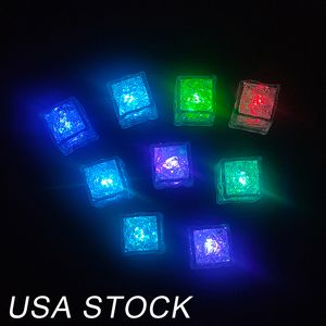 Cubitos de hielo LED Luces LED multicolores Sensor de líquido Cubos de hielo Lámpara LED Resplandor Iluminado para Bar Club Fiesta de bodas Champán 960 Pack / Lot