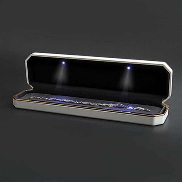 Caja de regalo de joyería LED Caja de pulsera larga elegante Caja de collar con luz LED para exhibición de joyería Compromiso de boda Día de San Valentín