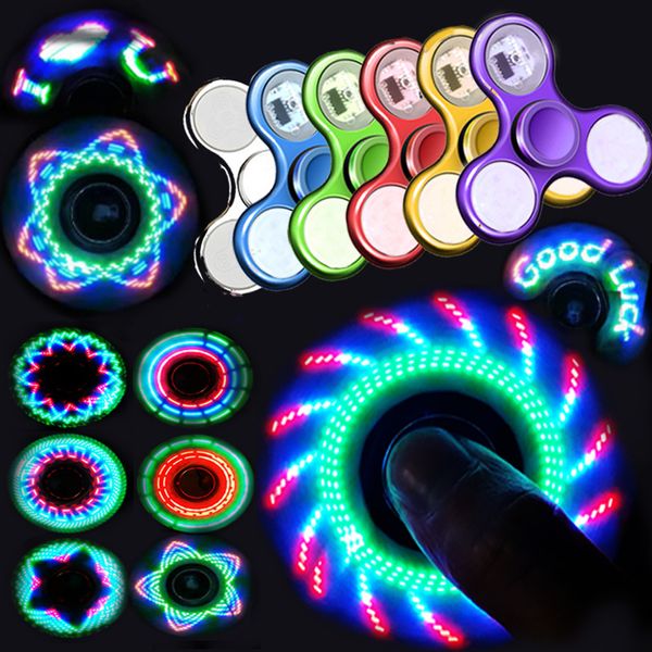 Lumière LED Fidget Spinner Jouets Galvanoplastie Toupie Main Doigt Spinners Tri Gyro Lumineux Spirale Doigt Décompression Jouet pour Enfants Cadeaux De Noël