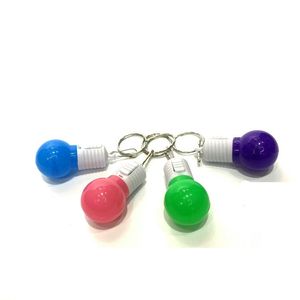 LED Light Knipperend Nieuwjaar Kerstmis Bulb Key FOB Creative Toy Small Gift Hanger Nieuwigheid Sieraden Groothandel