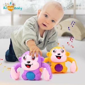 LED Light Sticks Elektrisch Babyspeelgoed Tumbling Rolling Monkey Muziek Puzzel Spraakbesturing Cartoon Kids Early Educatief Baby Gift 230605