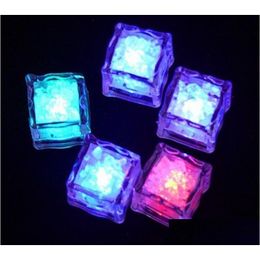 Bâtons lumineux LED Lumières LED Polychrome Flash Party Sticks Glowing Ice Cubes Clignotant Décor Clignotant Light Up Bar Club Mariage Drop Del Dhrmv