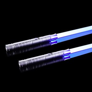 LED Light Sticks RGB Metal Lightsaber Laser Rave Light Saber Sabre De Luz Light Stick Cosplay Speelgoed 14 Kleur FOC Blaster Zwaarden 230720