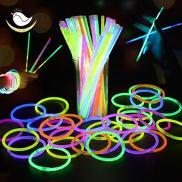 LED Light Sticks Stok Speelgoed Glow Hart Bril Neon Nieuwigheid Armbanden voor Kinderen Verjaardagsfeestje Levert 8 Kleur Fluorescentie speelgoed 230705