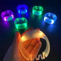 Barbacelet lumineux LED KTV Bracelet Fluorescent Concert de bracelet Printemps Lumineux bracelet Lumin Lumin Bracelet en gros