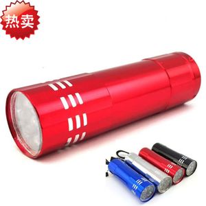 LED Mini éclairage de voyage extérieur neuf lumière forte lampe de poche en alliage d'aluminium cadeau 111473