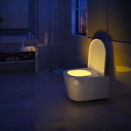 Sensor de movimiento LED Noche de inodoro Luz de 7 colores Cuerpo humano cambiante Lámpara de inducción de la noche Baño impermeable Lamp238l