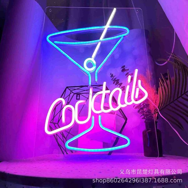 LED Neon Sign Personnalisable LED Neon Lights Cocktails Sign Light pour Bar Lettres Salle de Jeux Fête Intérieur Mur Décorations pour La Maison Décor Lampe YQ240126