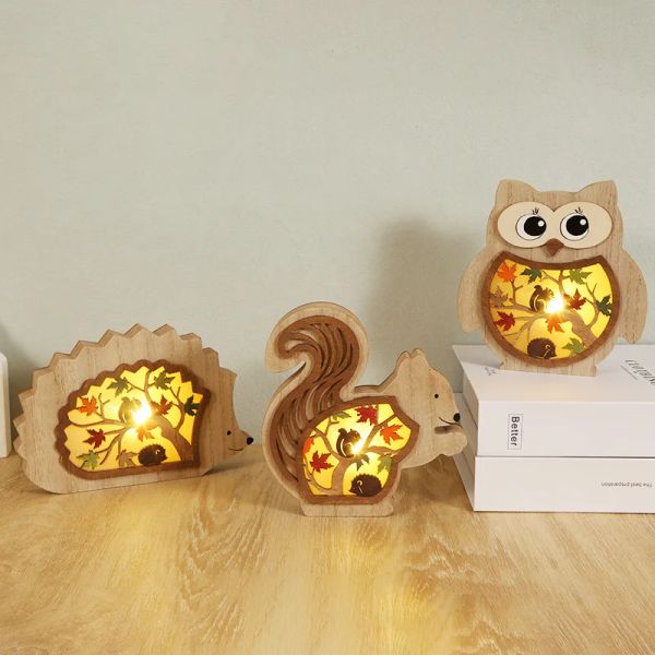 LED Night Light Creative Wooden Owl Squirrel Ornament Crafts Harvest Festival Festival Decoración de fiestas Tallena de madera Ornamento de hogar brillante