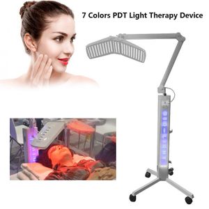 Led Pdt 7 couleurs thérapie bio-lumineuse thérapie par la lumière bleue contre l'acné Six types pour le blanchiment de la peau du visage rajeunissement resserrant