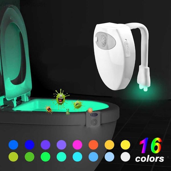 LED PIR Sensor de movimiento Luz de inodoro Impermeable Inteligente 16 colores Lámpara de atmósfera nocturna Iluminación de emergencia para inodoro HKD230824