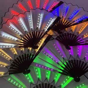 Jouet rave LED 10 pouces Fan pliage en cours LED Dance Fan Fan Night Show Halloween Christmas Carnival Accessoires Carnaval Supplies Dance Hand Fan D240527