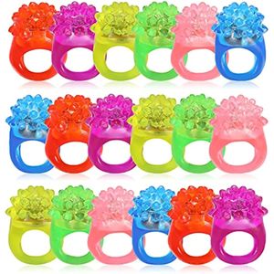 Led Rave Toy 35 stks LED Light Up Ring Bumpy Rings Knipperende LED Bumpy Jelly Ring Light-Up Speelgoed Verjaardagsbeloningen Eieren Filler Glow Feestartikelen 231030