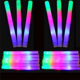 LED RAVE Toy Light-Up LED Kleurrijke schuimstokken Sponge Glowsticks Batons Rally Rave Glow Wands flitsende lichtstick Party Cheer Supplie 240410