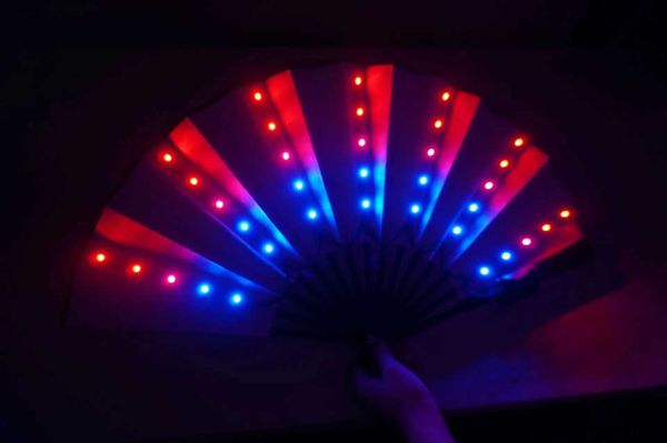 Led Rave Toy Party Led Explantado Ventilador Luminoso Plegado Partido Colorido/Danza Fan de papel Led Performance DJ Show Light Up Boda 240410