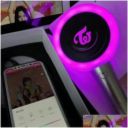 Jouet rave LED Twice LightStick Toys avec Momo P Dolls Gifts Ver.2 Bluetooth Corée Team Candy Bong Z Stick Light Flashing Kpop Drop del Dhkc4