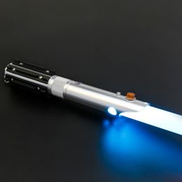 LED Rave Toy TxQSaber Anakin Lichtzwaard Gladde swing Laser Sword 12 kleuren Veranderen metalen handgreep met 10 SoundFonts Cosplay Children Toys 230313