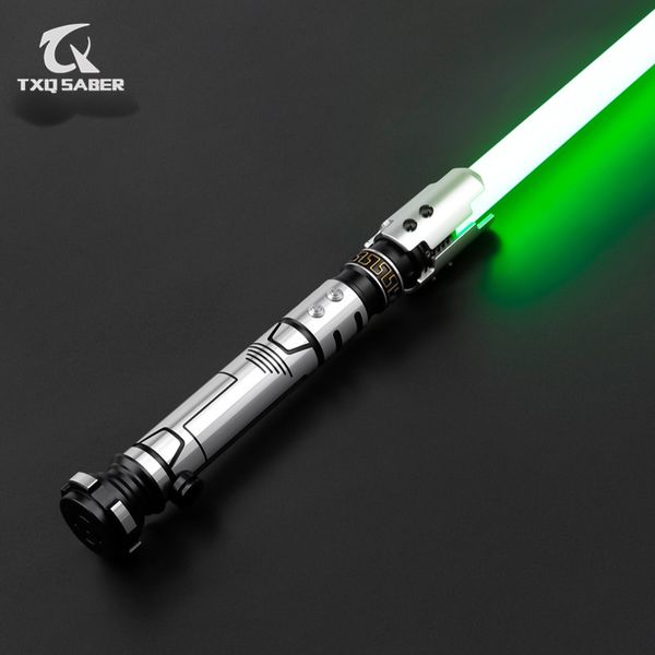 Led Rave Toy TXQSABER Neo Pixel Judger Lisse Lightsaber Metal Hilt Proffie Avec LED Stripe Blade Cosplay Jedi Laser Sword Christmas Toys 230313