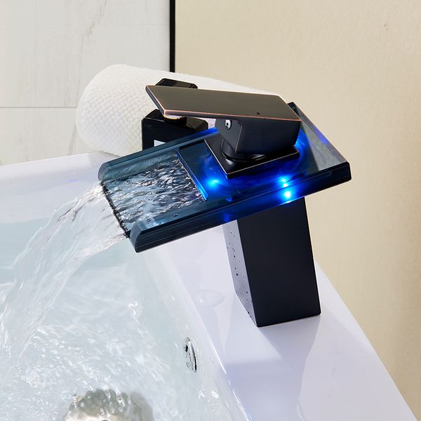 LED RGB Couleurs de bassin Basin robinet pont support cascade en laiton de salle de bain laveur Mixer Tap chrome Finish