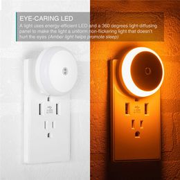 LED Round White Night Light Dusk to Dawn Capteur Smart Mur Wall Lampe pour salle de bain chambre maison Corridor Corridor Économie d'énergie Plug