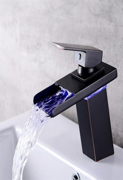 Sensor LED Cambio de color Grifo de baño Mezclador de lavabo cromado negro Caño de cascada Grifo monomando de agua fría 317N92933931305589