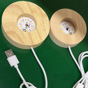 Porte-lampe à bois massif à LED avec câble de données USB 6 perles de lampe à LED intégrée interrupteur de lumière de lumière en bois base de lumière nocturne