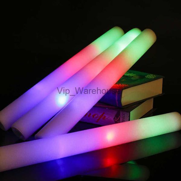 LED Strings Party 30pcs LED Glow Sticks Colorido RGB Glow Foam Stick Cheer Tube Luz oscura Juguete luminoso para Navidad Cumpleaños Fiesta de bodas HKD230919