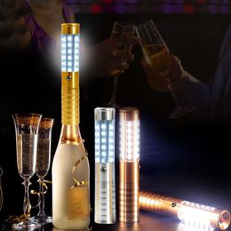 LED -stroboscoop Baton Champagne Wine Bottle Service Sparkler voor VIP Nightclub KTV Bar LED Flash Sticks Fles Flash Staton