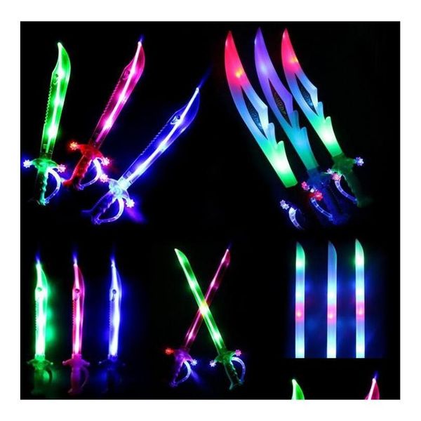 Épées / pistolets à LED allument des épées de ninja Son activé par le mouvement Clignotant Pirate Buccaneer Épée Enfants LED Jouet Glow Stick Party Favors Cadeau Dhycc