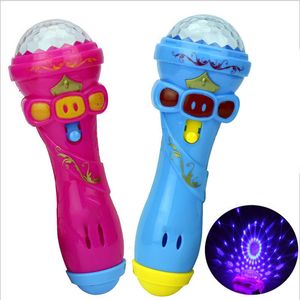 LED SwordsGuns 1 stks Mode Klassieke Flash Microfoon Speelgoed Mini Leuke Muziek Karaoke Mike Lichtgevende Speelgoed Novel Party Star Light Sticks Prop Speelgoed 230809