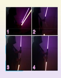 LED SWORDSGUNS 2 TOUCHES POURCELLOGNE FLASHING LASTER SABER LASER DOUBLE TOYS SON ET LUMIÈRE POUR BOYS GIRLS 2209057666719