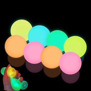 Toys LED 4pcs Tiktok 6cm Lumineux suspension à balle à balle Air autocollant cible Ball Sticker Ball Pression réductrice multi-couleurs Lumineuse