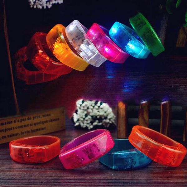 LED Bracelet de contrôle vocal Glo-sticks clignotant électronique Bracelet Brow Bracelets LED Wrist Band de Noël jouets éclairés