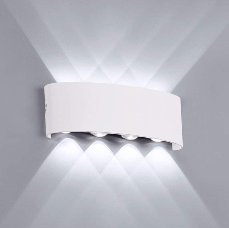 Lampa ścienna LED na zewnątrz wodoodporne w górę i w dół świecące oświetlenie dekoracja ogrodu AC85-265V Ścijane światła do sypialni salon