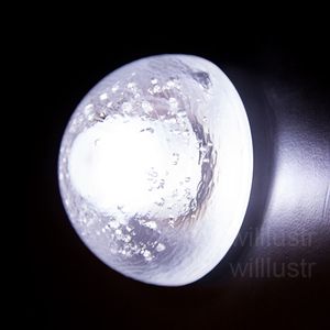 Applique murale LED orbe brillant en verre soufflé moulé lampe moderne en cristal clair hémisphère éclairage porche escalier hôtel bar vanité lumière demi-boule