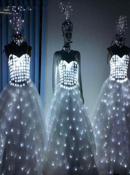Robe de mariée LED Costumes lumineux Vêtements légers jupe de mariage brillant Ailes LED pour femmes Dance de salon Dance 7093793