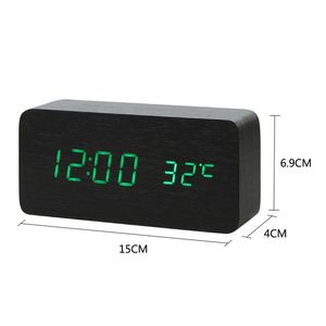 Reloj despertador de madera LED Mesa de reloj Control de voz Reloj de madera digital Relojes de escritorio electrónicos Decoración de mesa USB / AAA alimentado 201222