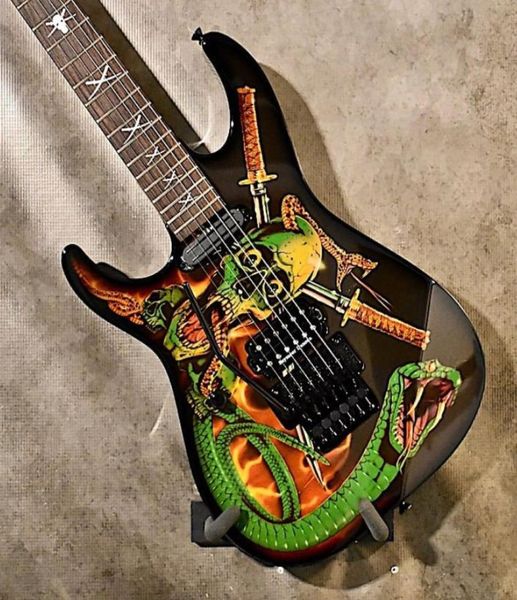 Zurdo George Lynch Signature Skulls Snakes Guitarra eléctrica Lefty Floyds Rose Tremolo Bridge Tuerca de bloqueo Hardware negro New8311844