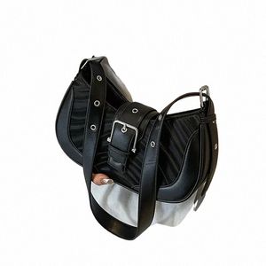 Leftside Belt Buckle Designer Small Crossbody Bags For Women 2024 Small Pu Leather Female Saddle Bag Sier Handtassen en Portes N7An#