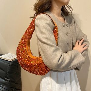 Sac à paillettes à paillettes à la gauche pour femmes hivernales coréennes Fashion Bagure d'épaule brillante Femme Femme Hand-Moon Handsbags 240322