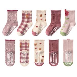 Leggings 5 ​​paires chaussettes pour enfants pour chaussettes de non-galets de coton chaussettes de sol fleurs de dessins de dessins chaussettes pour bébé