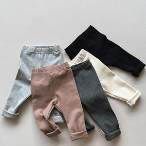 Leggings Medias Otoño Invierno Niños Cálido Sólido Niñas Pantalones elásticos Algodón Bebé Casual Ropa cómoda para niños 221006