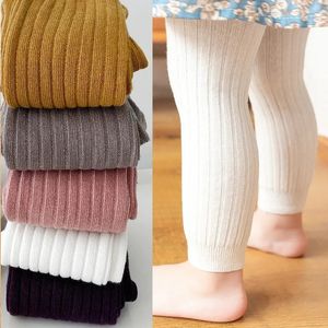 Leggings Collants Bébé Garçons et Filles Pantalons nés Enfants Serrés Longues Jambes Pur Coton Élastique Pantalons Tricotés pour Enfants 06 Ans 231013