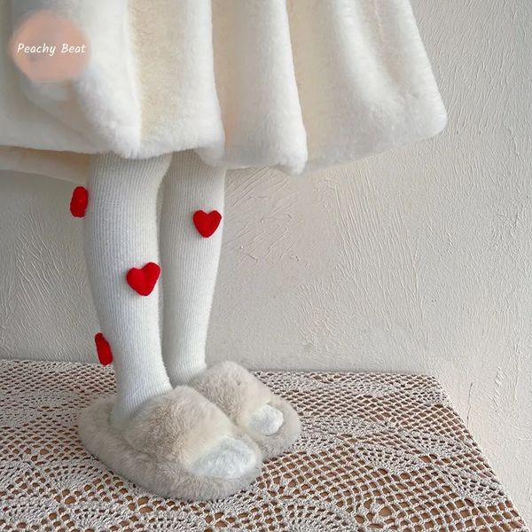 Leggings Medias Baby Girl Princess Rex Rabbit Fur 3D Love Leggings Conectarse a los pies Pantalón de algodón para niños Pantalones gruesos Ropa de bebé cálida 1-6Y 231204