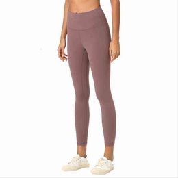 Leggings Ropa de mujer Diseñador Pantalones de chándal Resiliencia Pantalones de yoga Fitness Deportes Desnudo Cepillado Cintura alta Elástico Correr Yoga Noveno pantalón