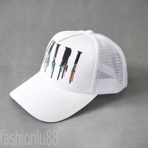 Leisure Baseball Cap Fashion Mens Designer Hats Street Hip Hop Western Style Cappello met gebogen run Wit Zwart Luxe Modieuze gepaste caps PJ032 B23