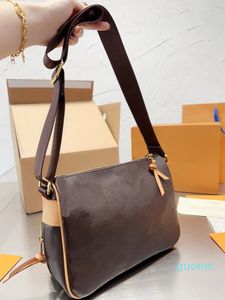 Bolso de ocio Bolsos de diseñador para mujer de alta calidad a juego ancho y simple bolso cruzado de un hombro bolso de cámara de cuero que cambia de color de moda